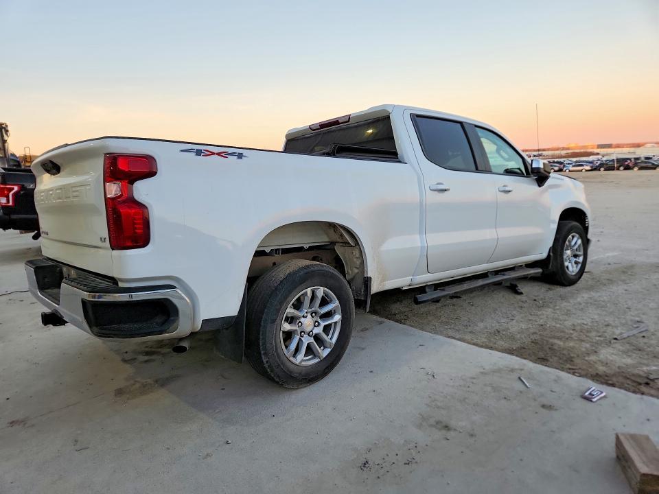 2025 Chevrolet Silverado K1500 LT