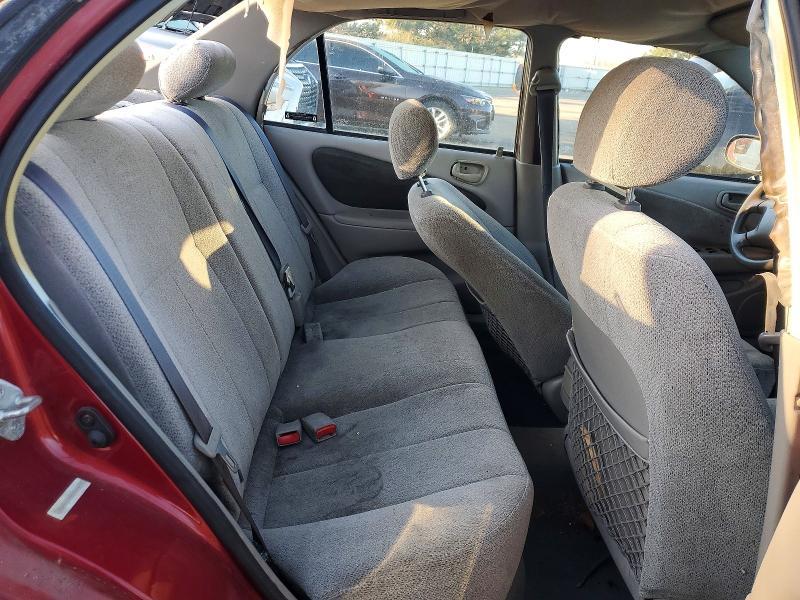 2001 Chevrolet Geo Prizm Base