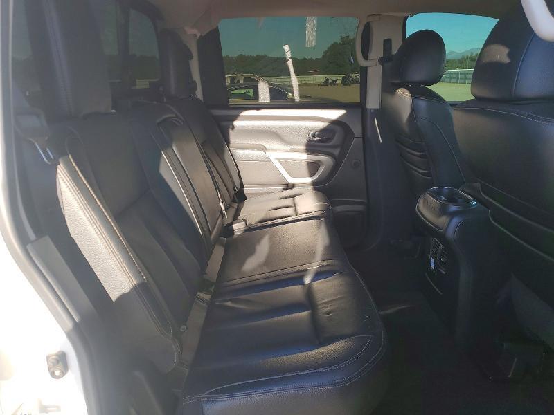 2017 Nissan Titan XD SL