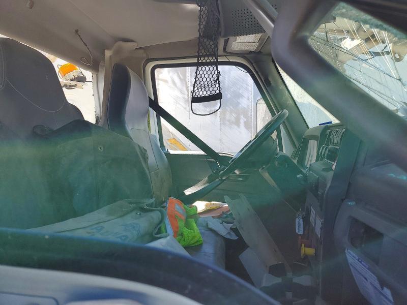 2019 International HV507 Digger Derrick Truck