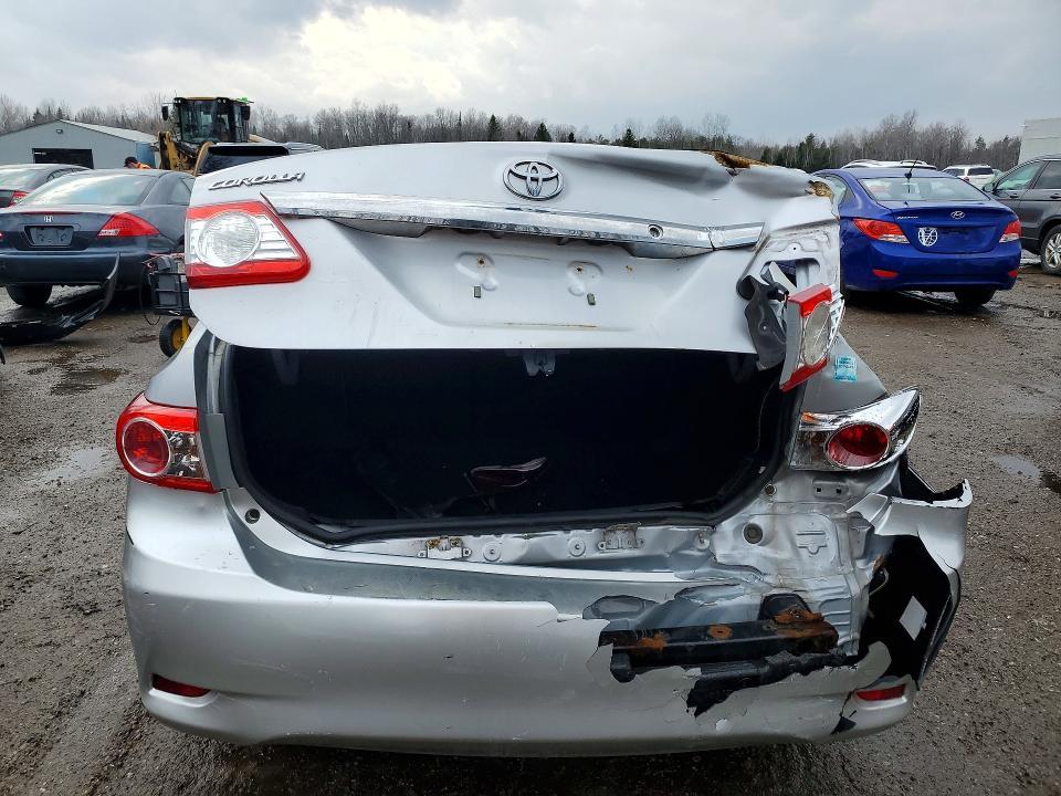 2012 Toyota Corolla l