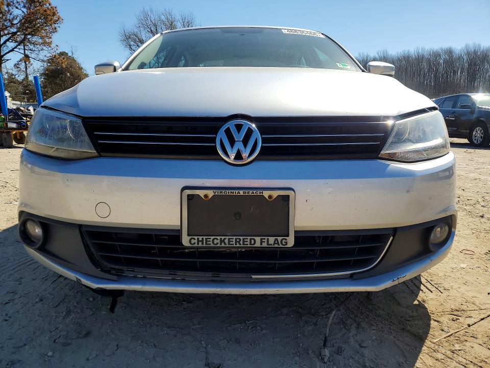 2012 Volkswagen Jetta sel