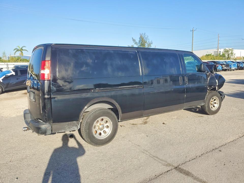 2005 GMC Savana G2500