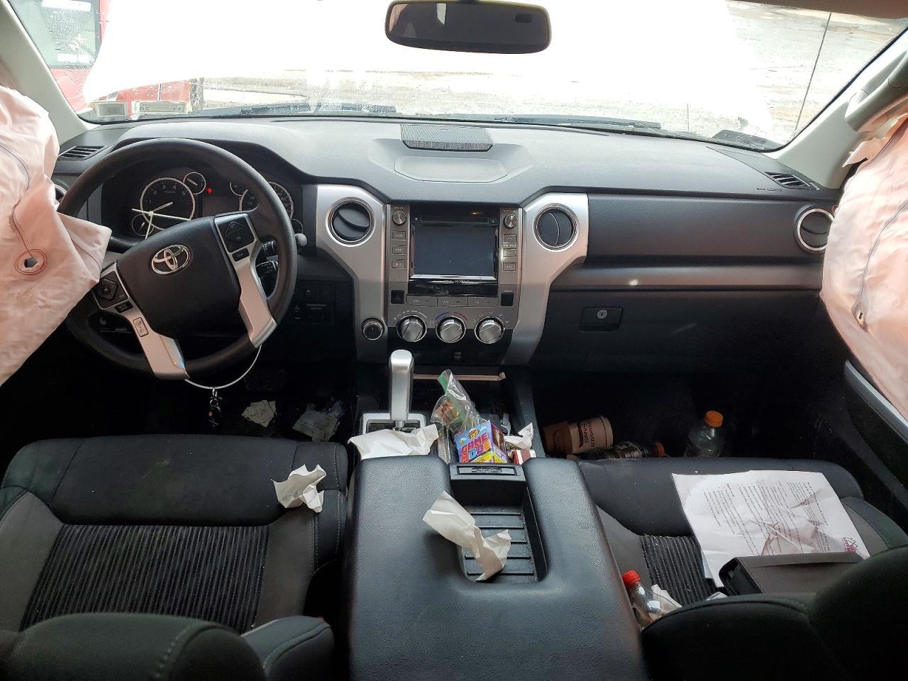 2017 Toyota Tundra SR5
