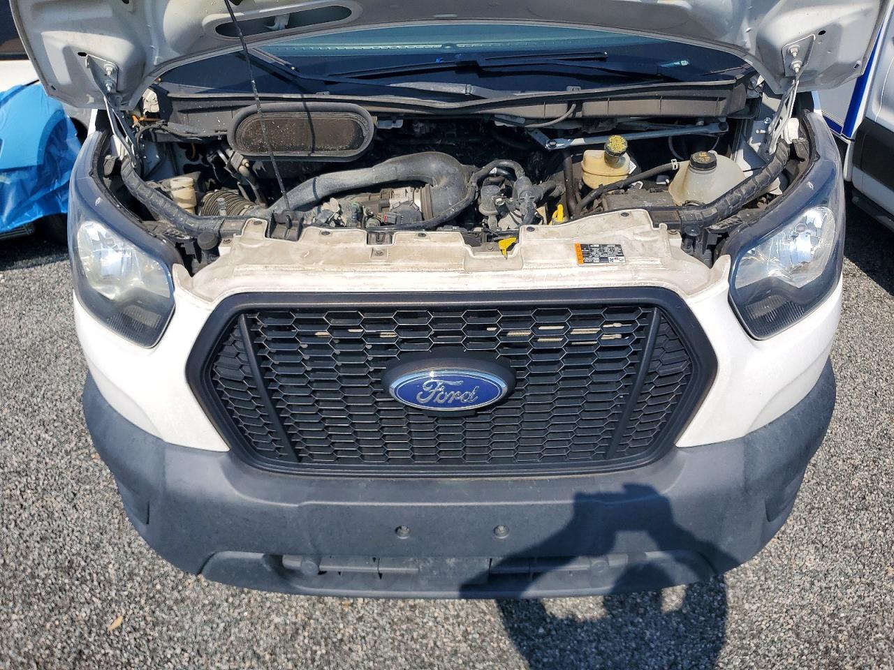 2021 Ford Transit Delivery Truck