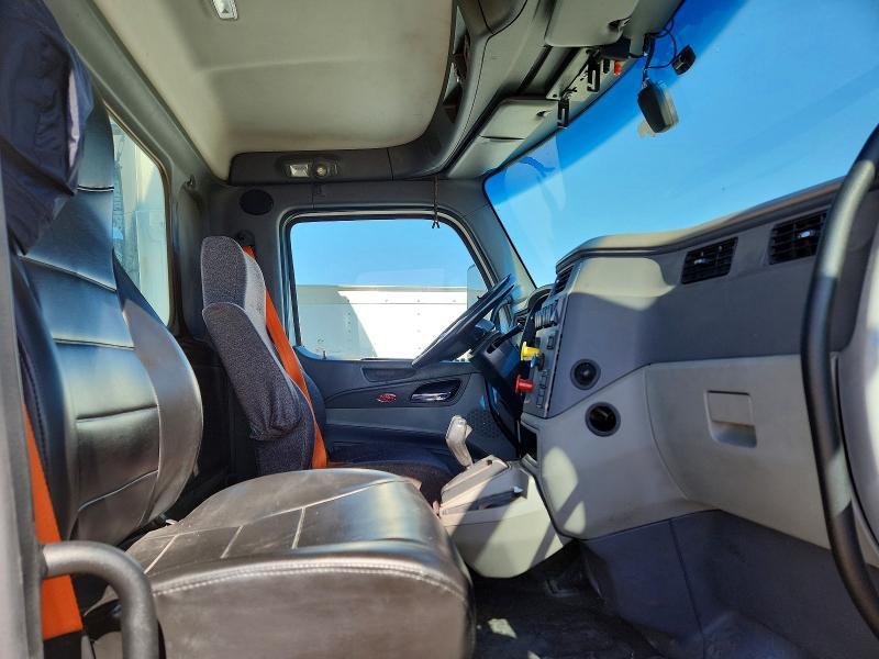 2017 Peterbilt 579 Semi Truck