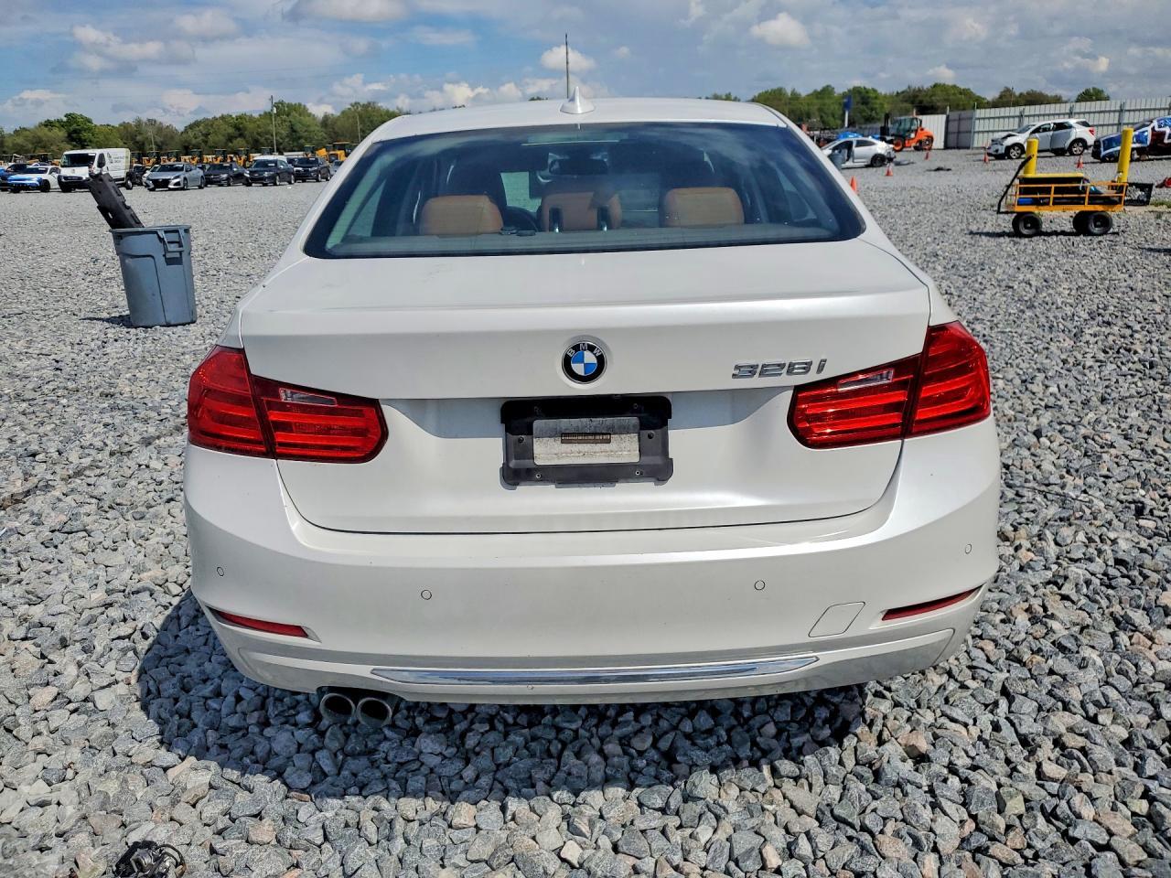 2014 BMW 328 i