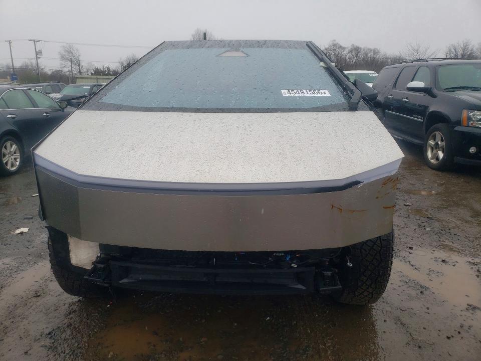 2024 Tesla Cybertruck