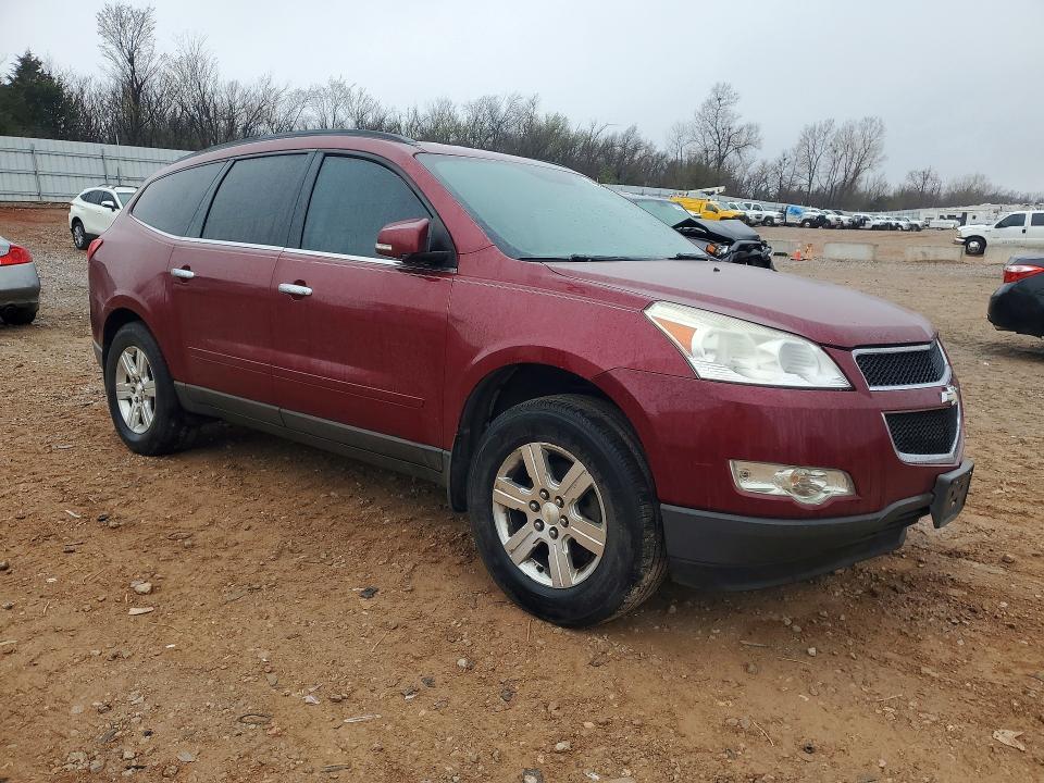 2011 Chev Traverse lt