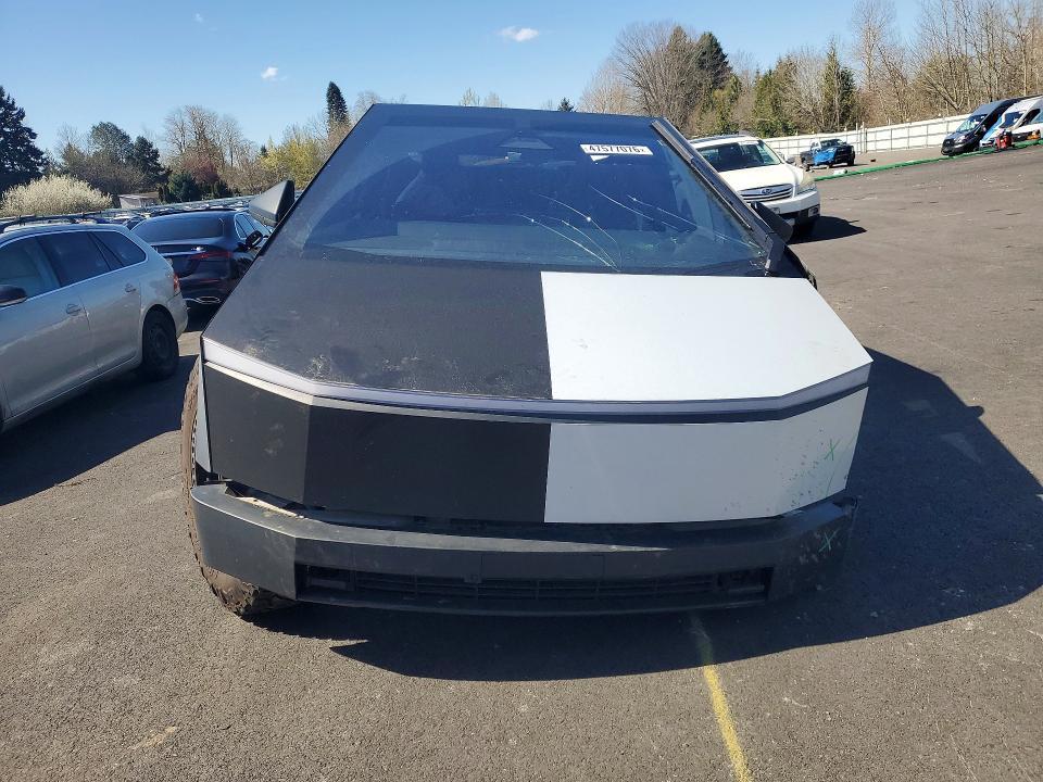 2024 Tesla Cybertruck