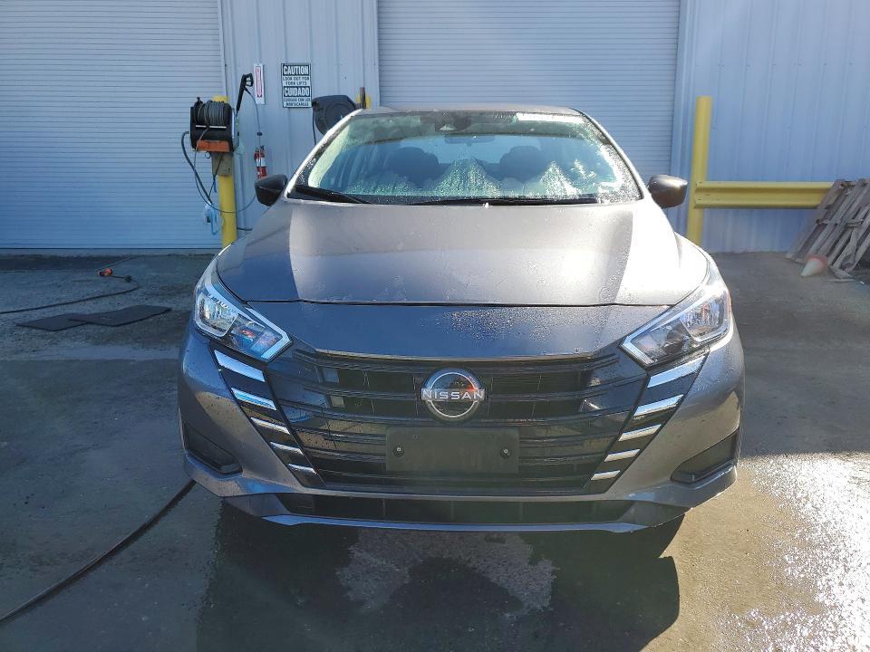 2024 Nissan Versa s