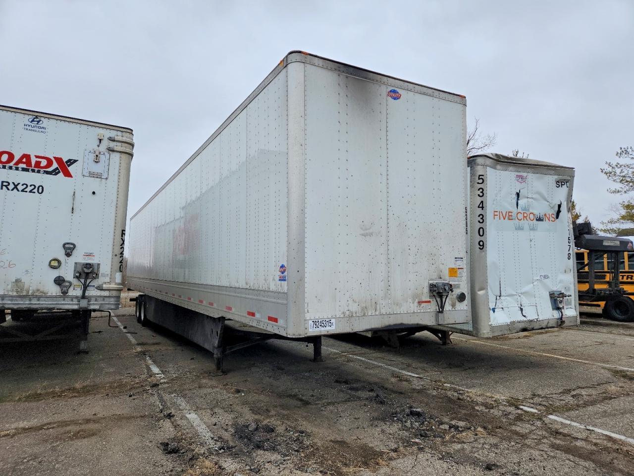 2025 Utility VS2DX DRY Van Trailer