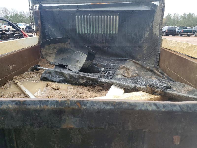 2004 Chevrolet Silverado Dump Truck