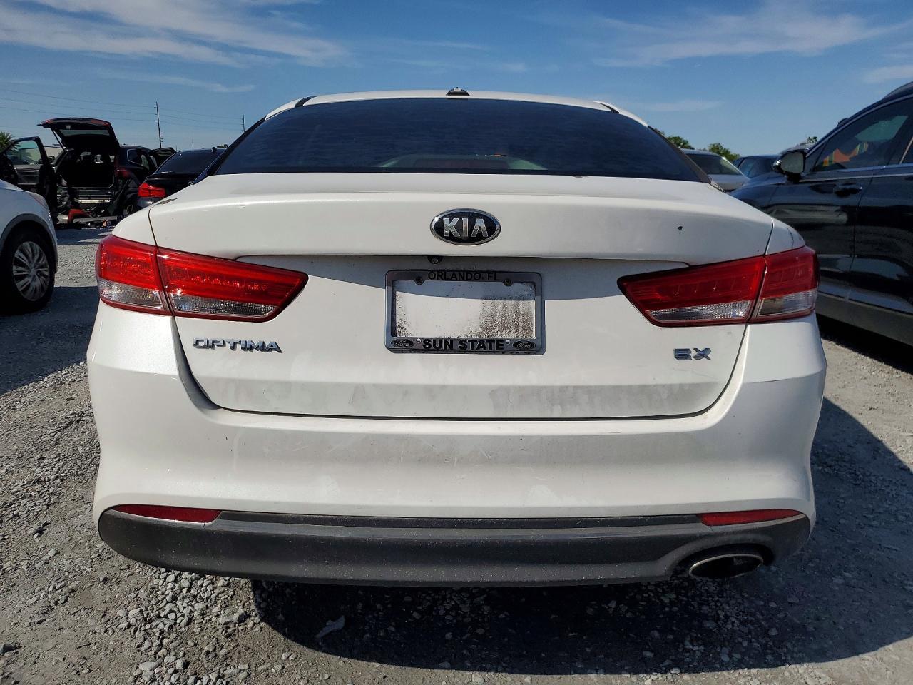 2016 KIA Optima ex