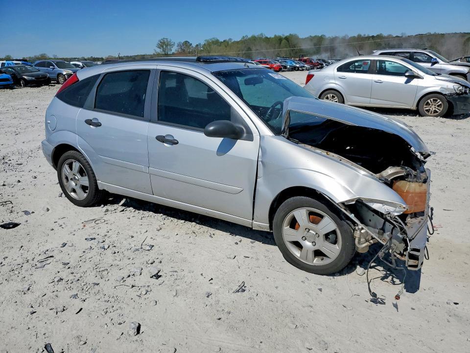2005 Ford Focus ZX5