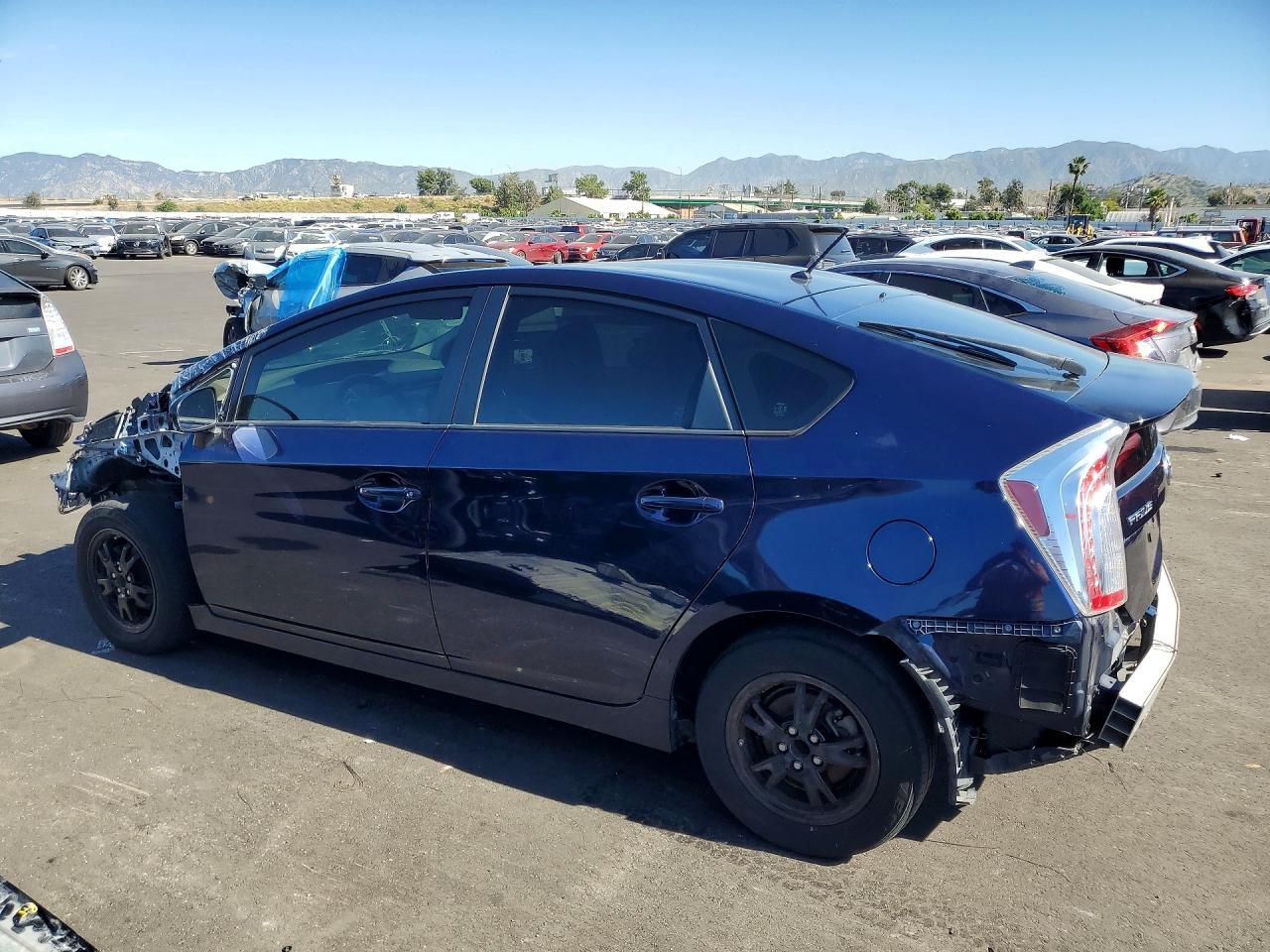 2013 Toyota Prius two
