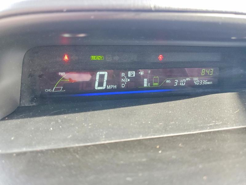 2013 Toyota Prius v Five