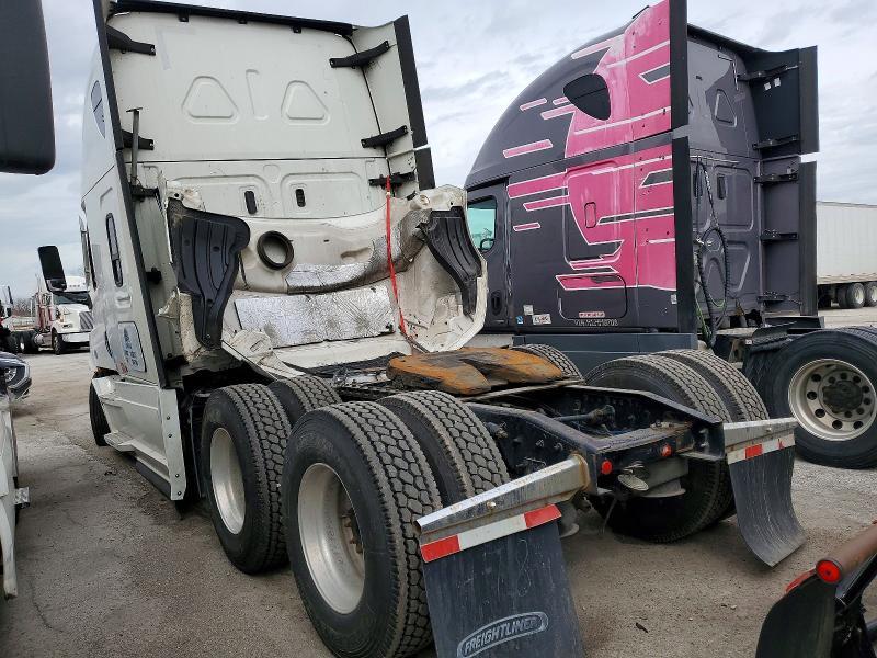 2021 Freigliner 2021 Freightliner Cascadia 126 Semi Truck