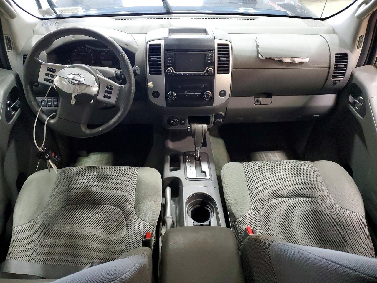 2016 Nissan Frontier Crew Cab SE