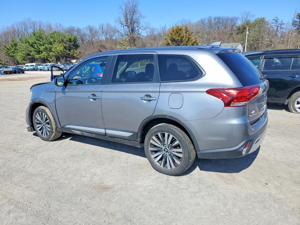 2020 Mitsubishi Outlander se