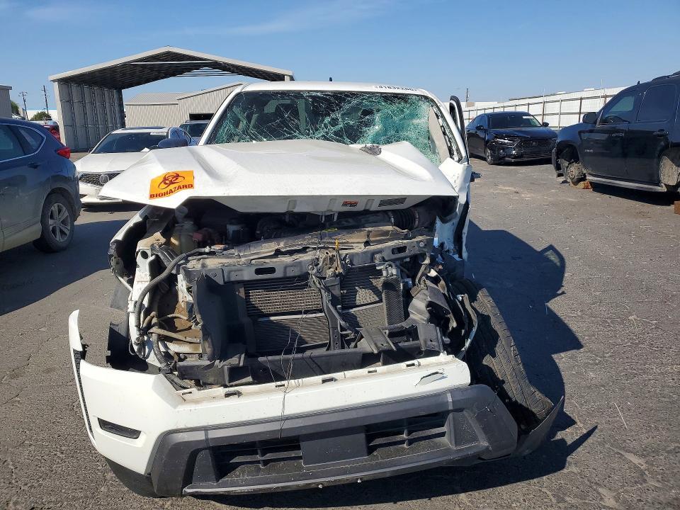 2022 Nissan Frontier S