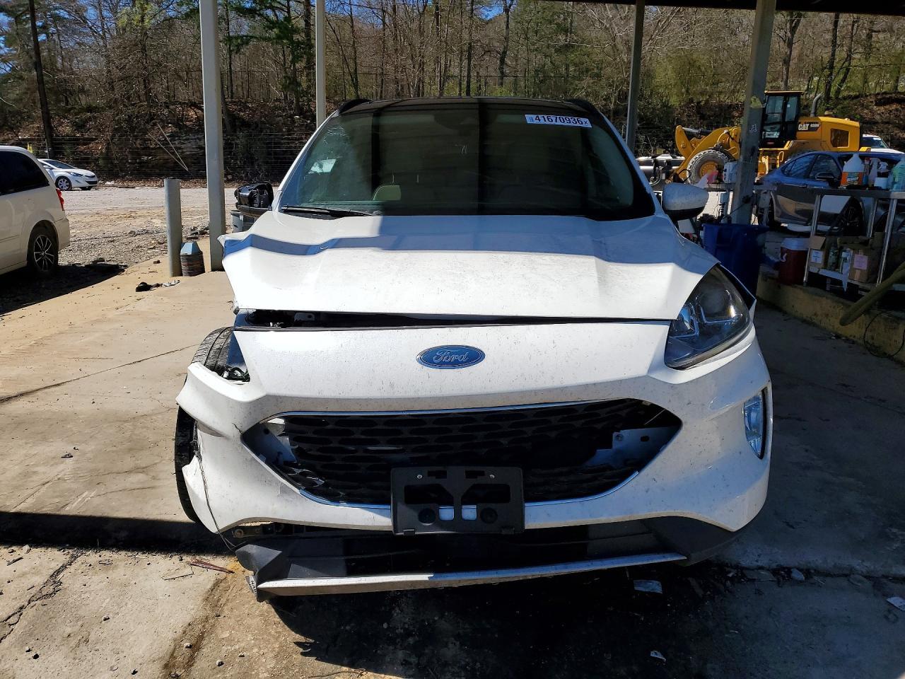 2020 Ford Escape sel