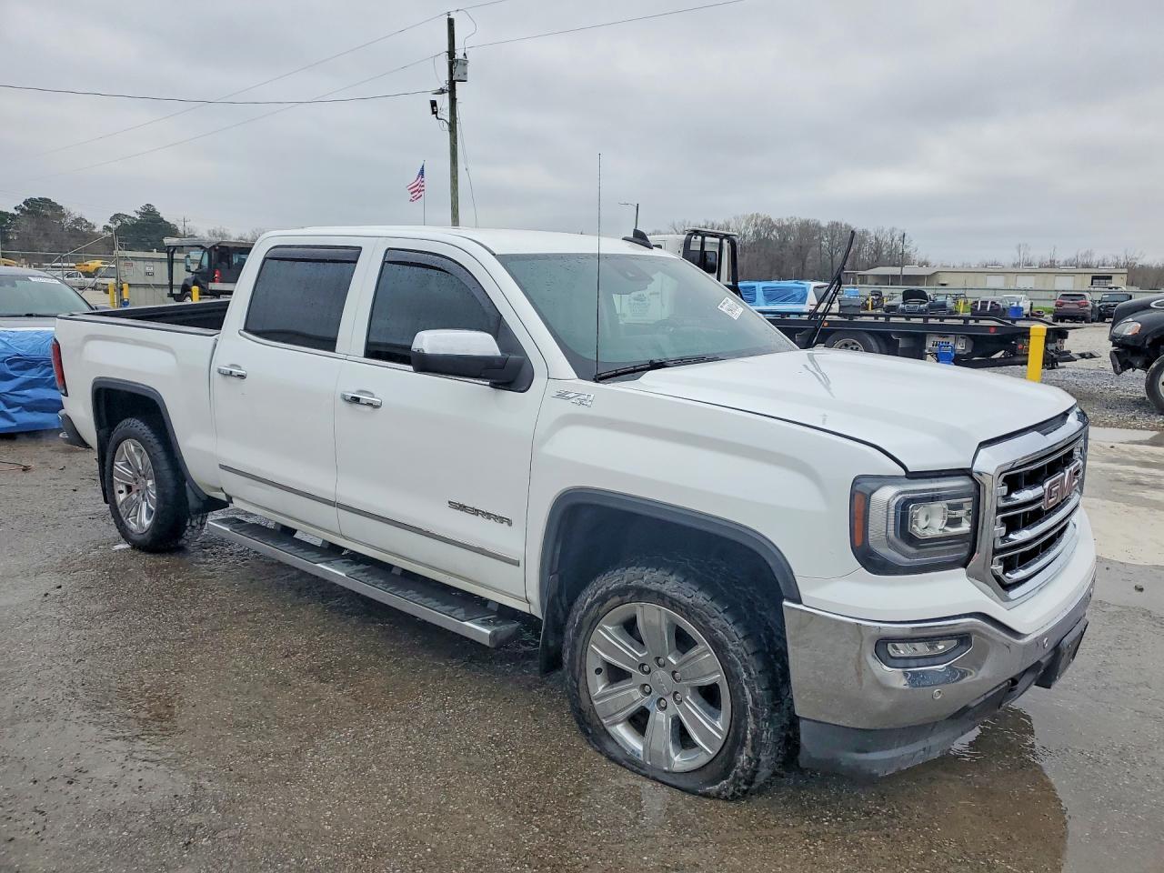 2018 GMC Sierra K1500 SLT