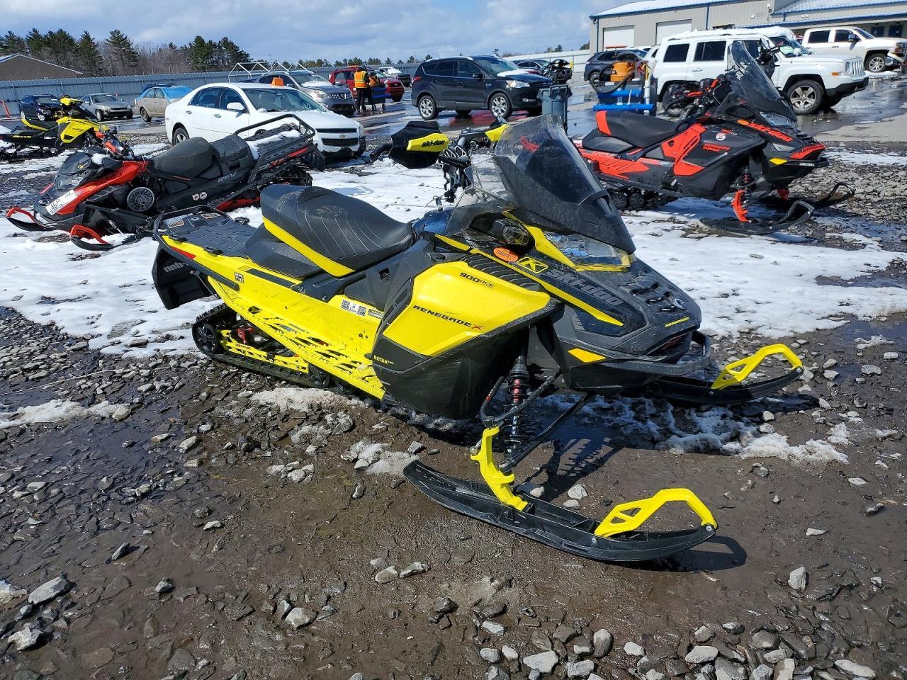 2021 Skidoo Renegade X 900 ACE Turbo