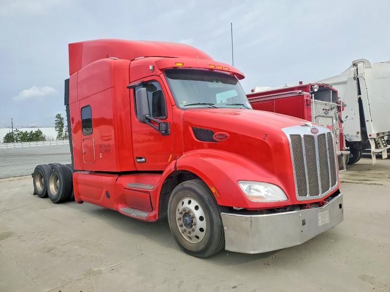 2018 Peterbilt Tractor 2018 Peterbilt 579 Semi Truck