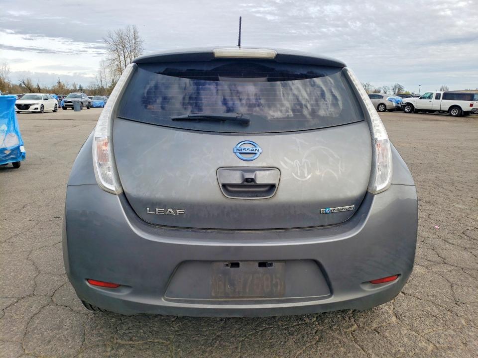 2015 Nissan Leaf sv
