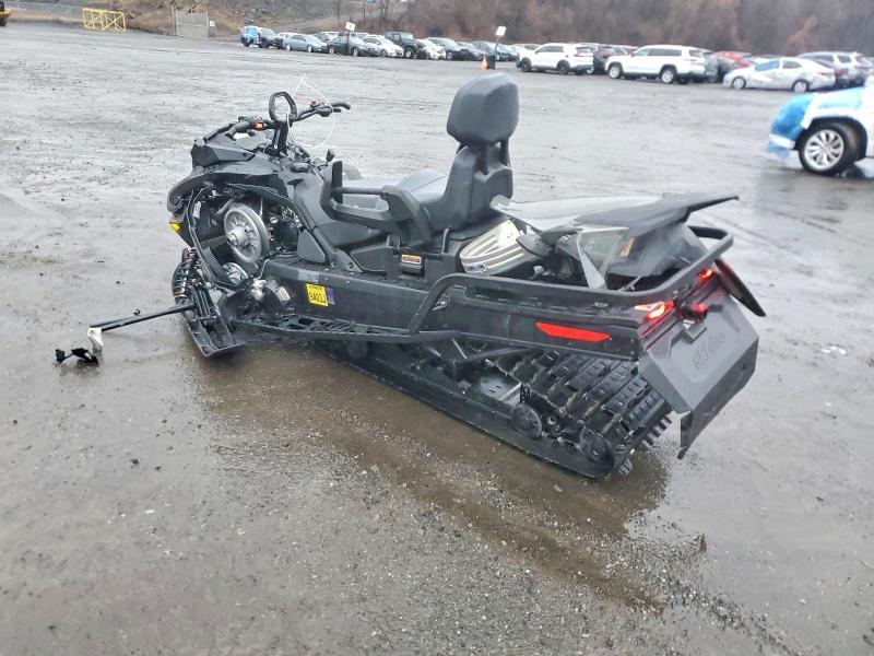 2023 Skidoo Expedition LE 900 AC