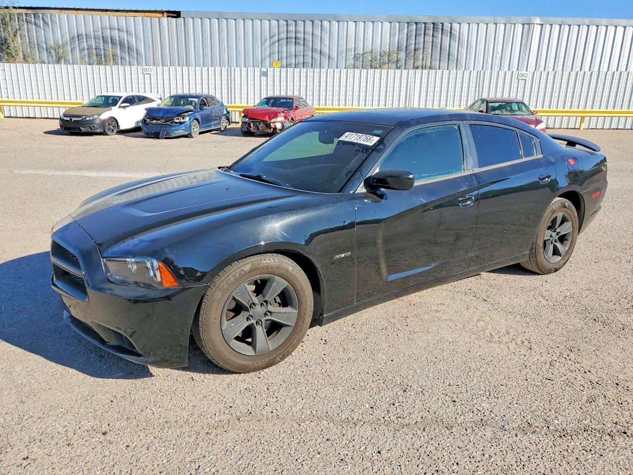 2013 Dodge Charger r
