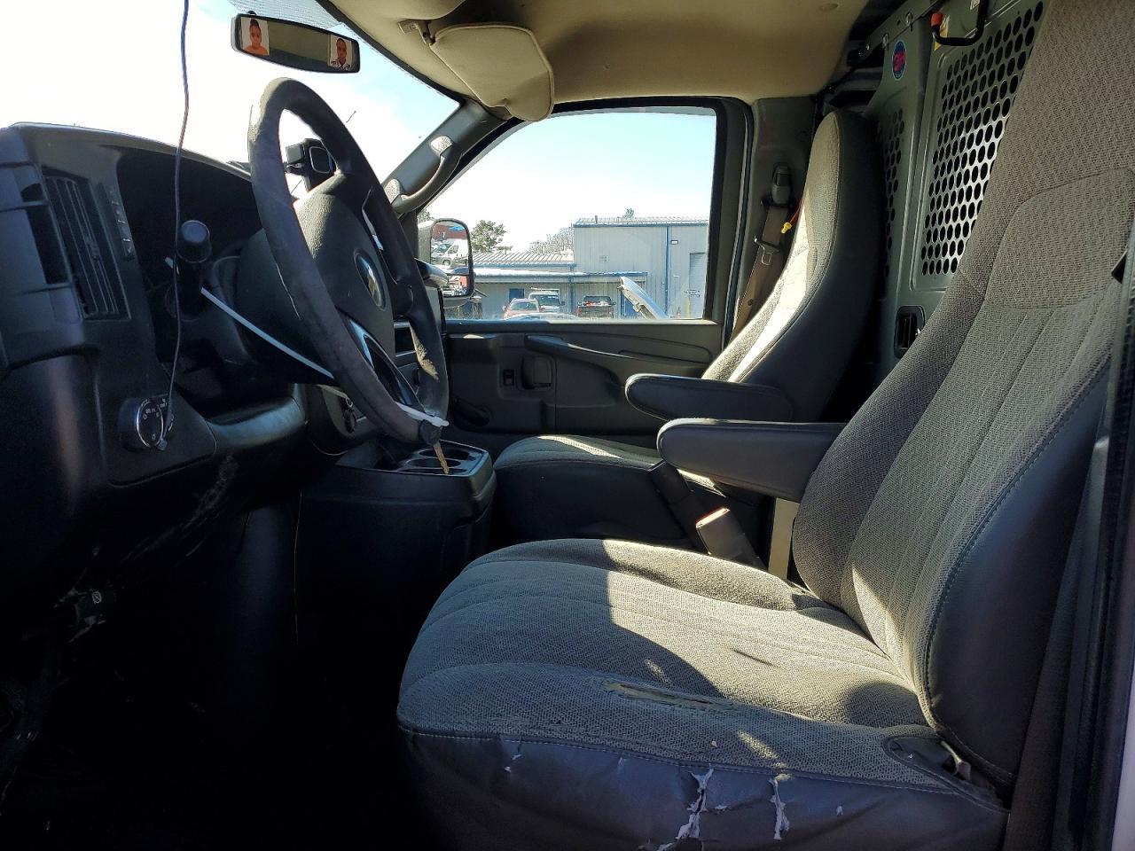 2011 Chevrolet Express 2500 Cargo Utility / Service Van