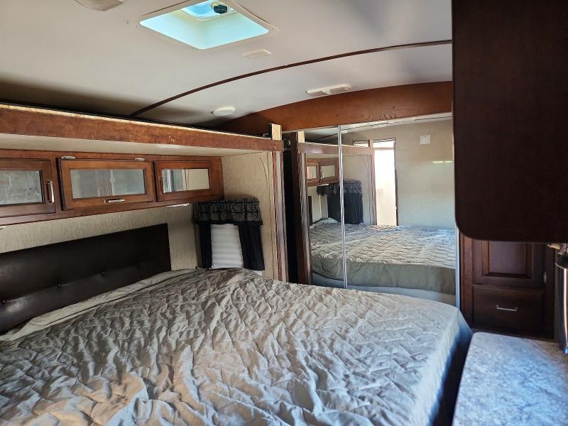 2016 Keystone Outback Camper