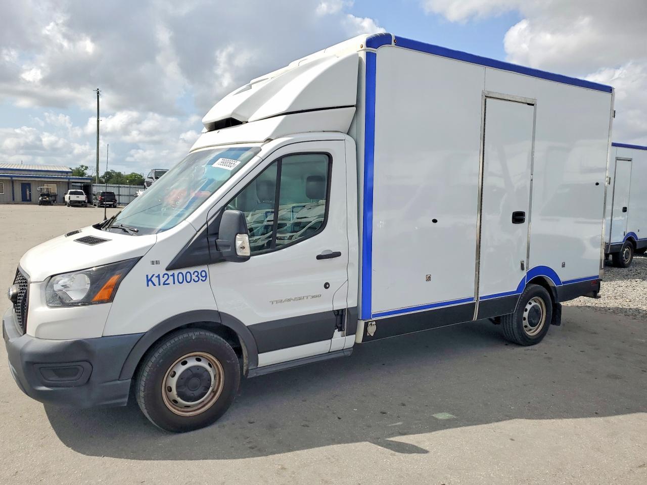 2020 Ford Transit Delivery Truck