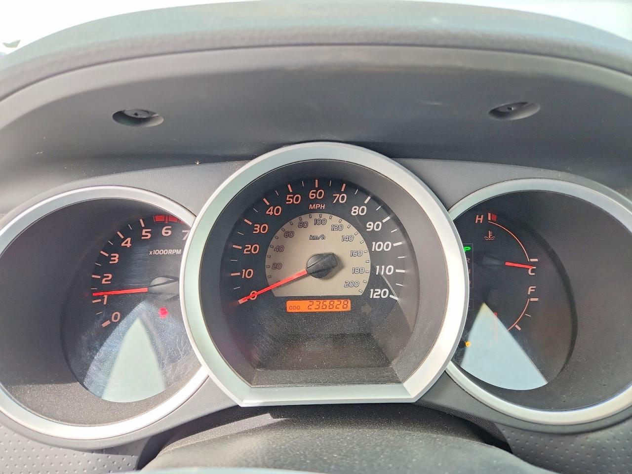 2005 Toyota Tacoma Prerunner V6