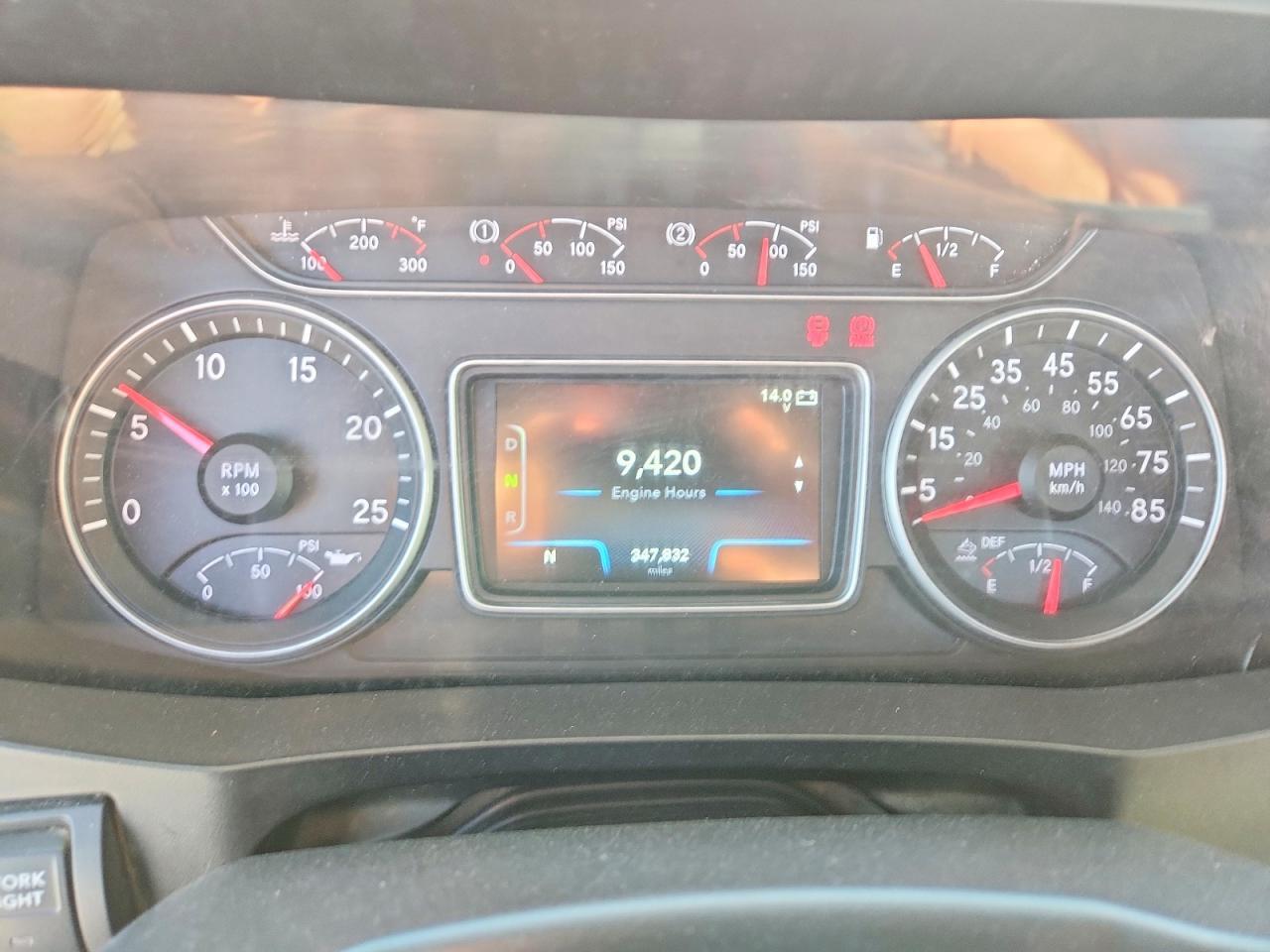 2019 International LT625