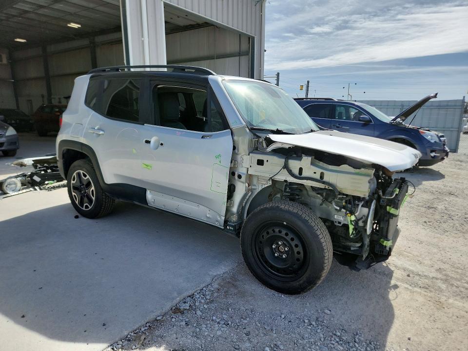 2017 Jeep Renegade Trailhawk