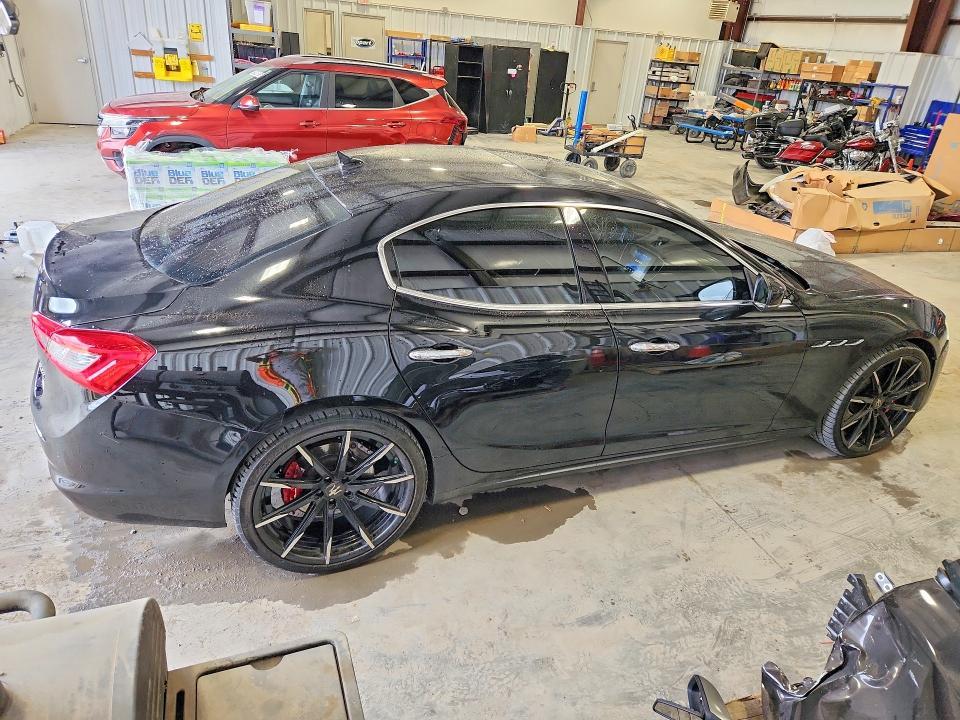 2019 Maserati Ghibli s