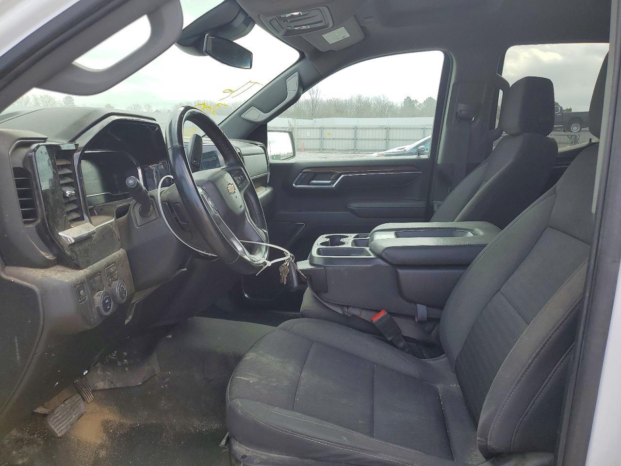 2023 Chevrolet Silverado C1500 LT