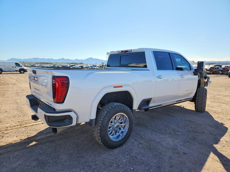2024 GMC Sierra K3500 Denali