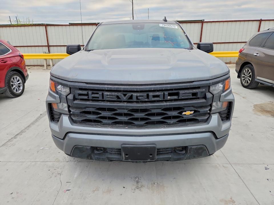 2025 Chevrolet Silverado C1500 Custom