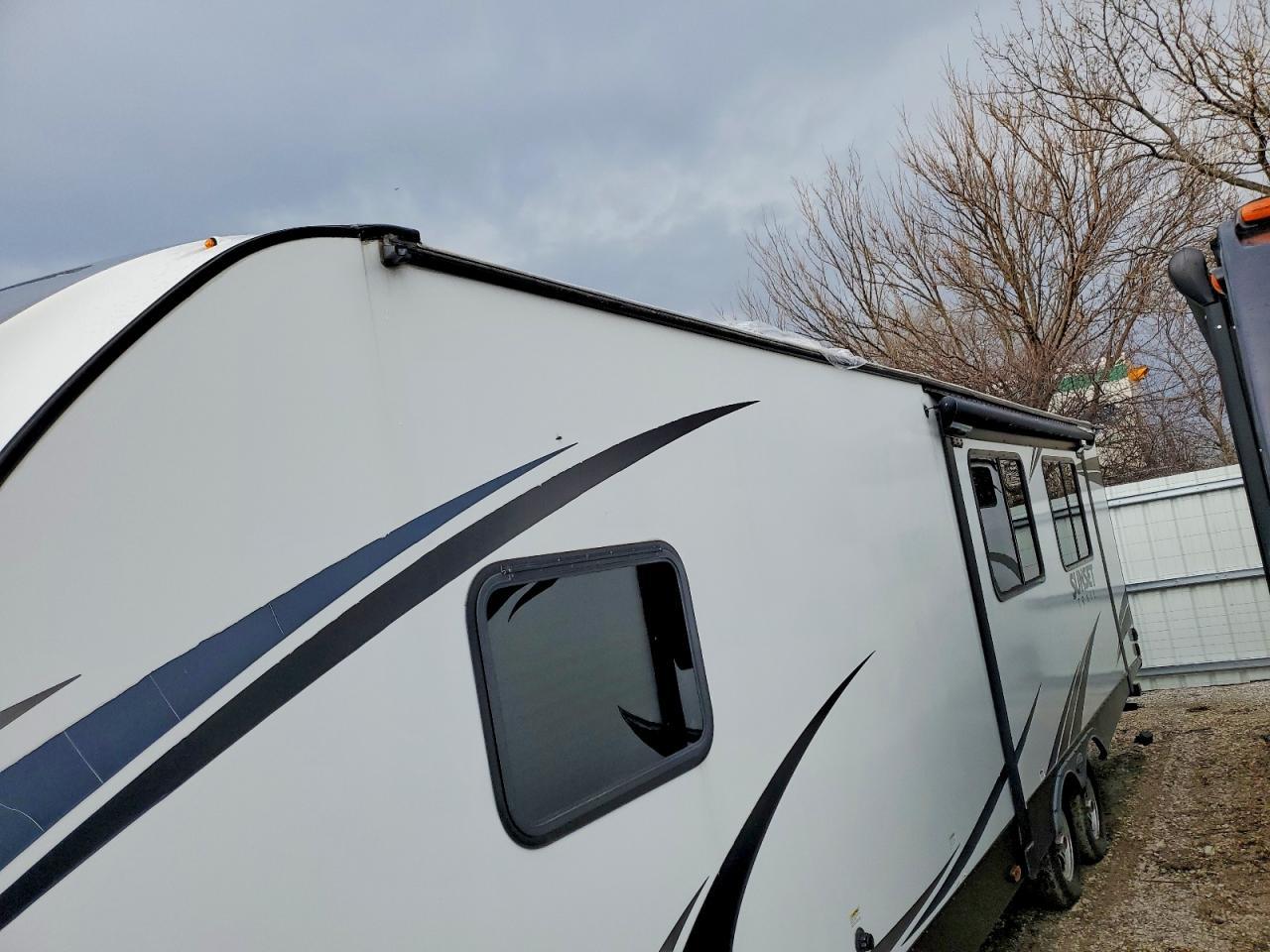 2018 Keystone Sunset Camper