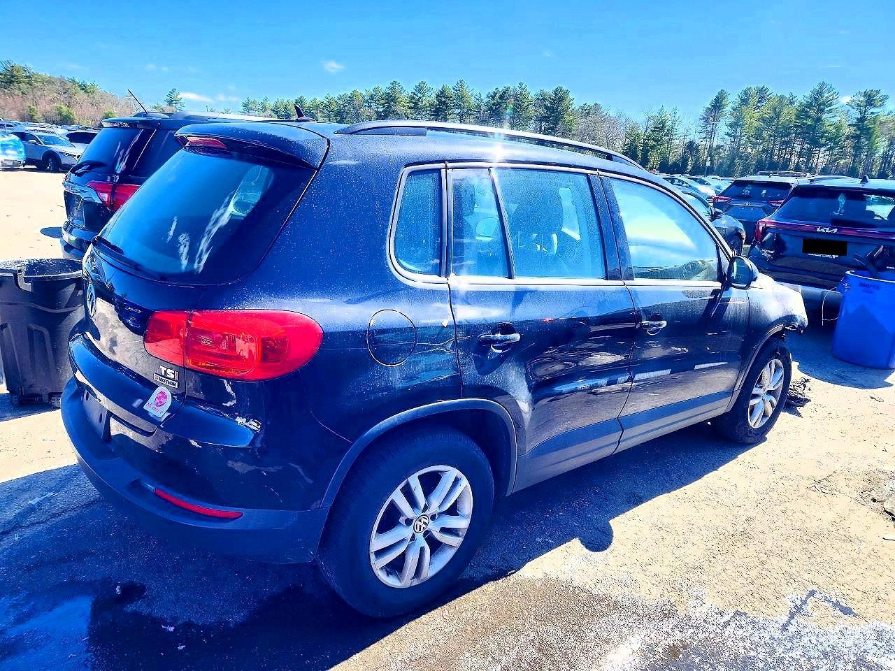 2016 Volkswagen Tiguan s