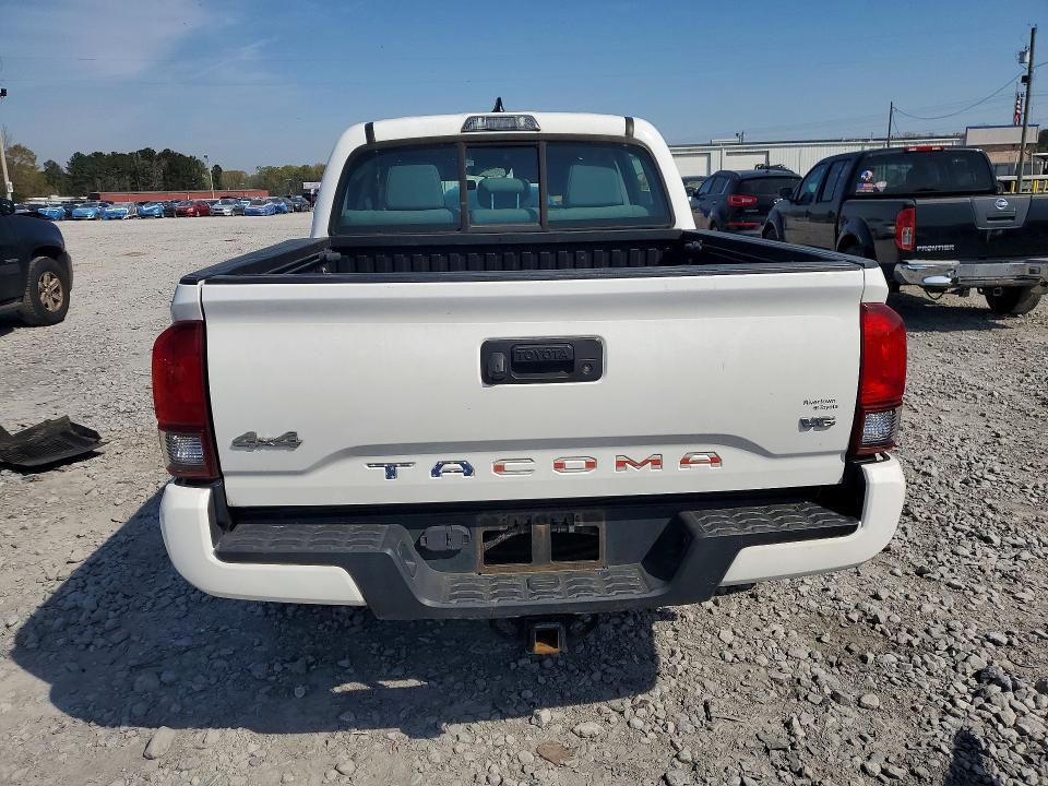 2018 Toyota Tacoma SR V6