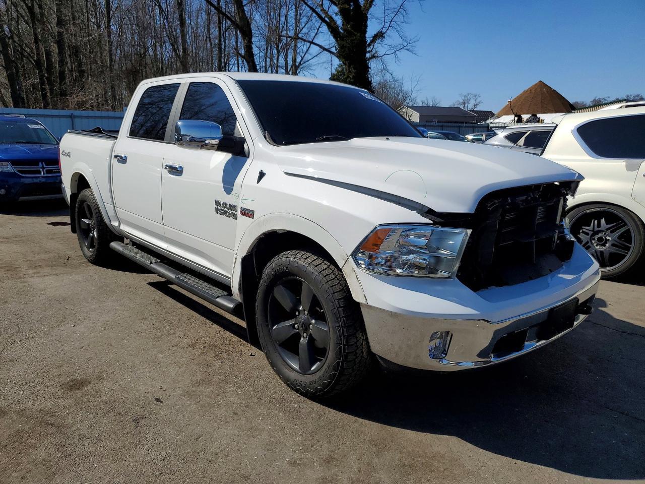 2018 Dodge RAM 1500 SLT