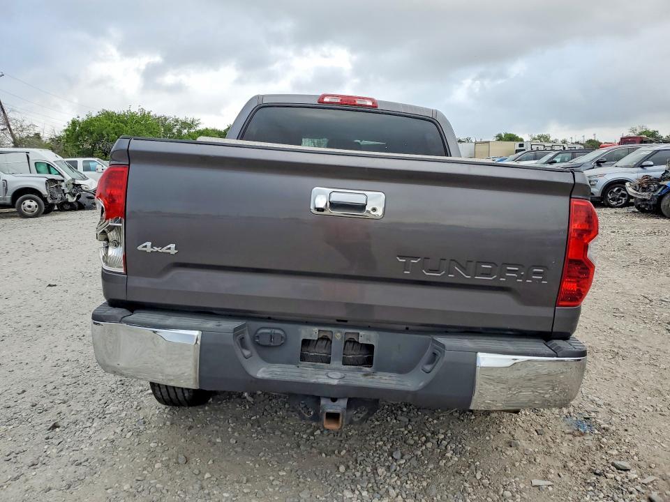 2014 Toyota Tundra SR5