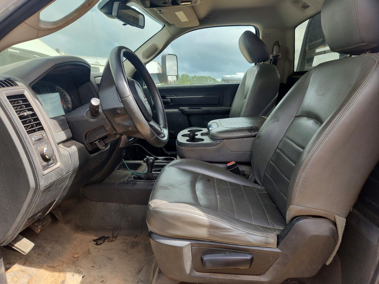 2016 Dodge RAM 5500-Delivery Truck