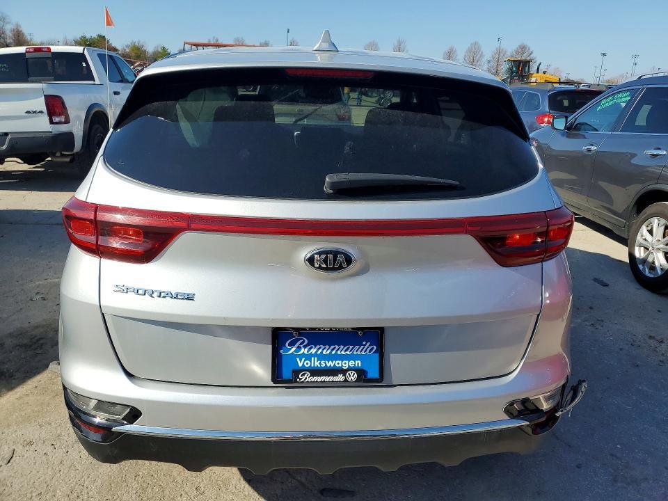 2022 KIA Sportage lx