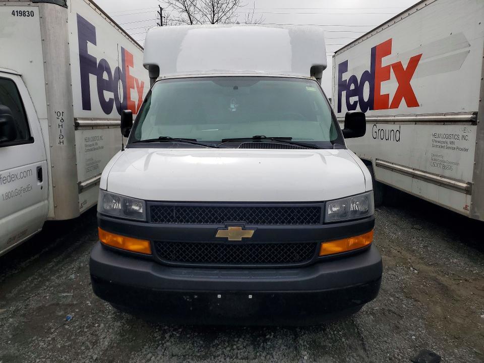 2018 Chevrolet Express Delivery Truck